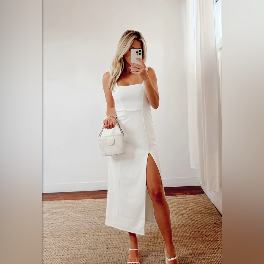 Show Me Your MuMu White Midi Dress